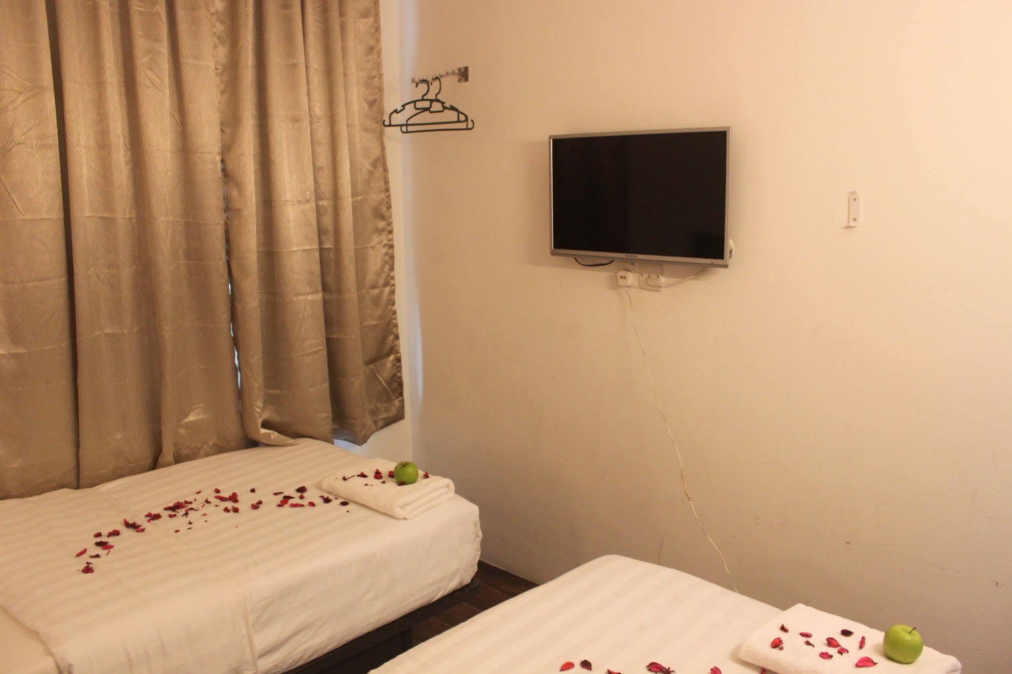Apple 1 Hotel Superior Bayan Lepas Exterior foto