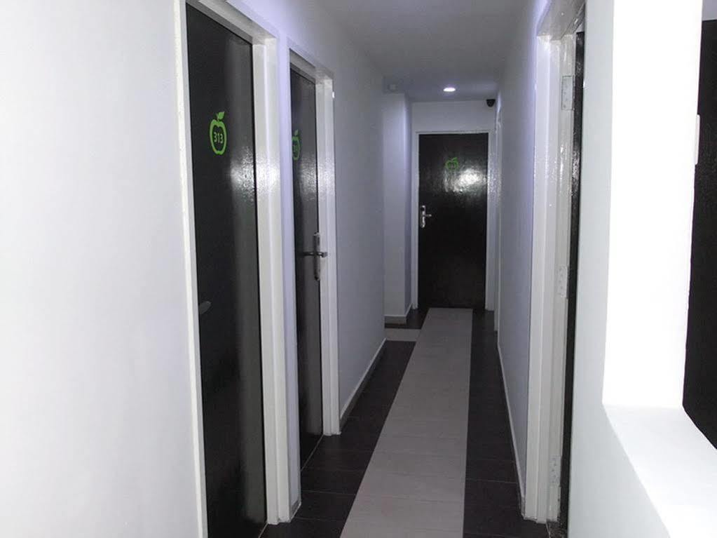Apple 1 Hotel Superior Bayan Lepas Exterior foto